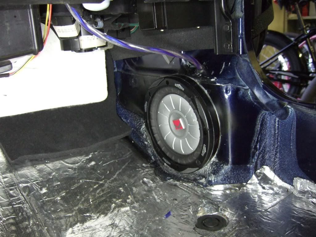 kick panel speaker pods